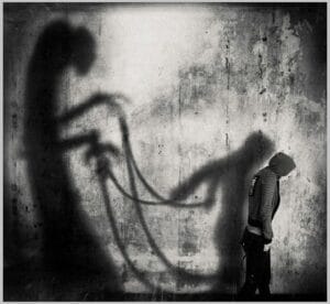 Um espirito obsidiando um homem